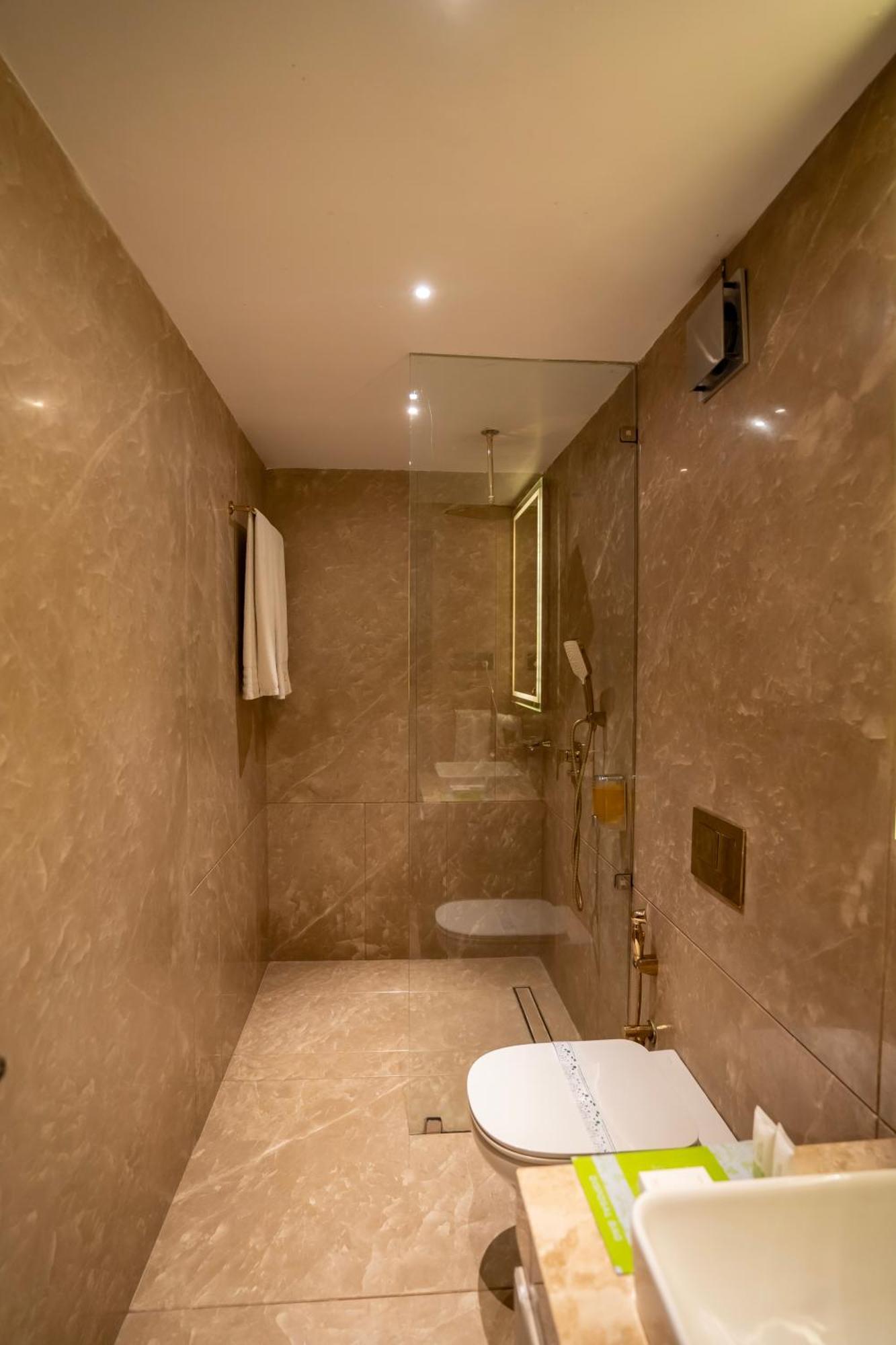 Leela Resort, The Exotic Boutique Hotel - Pure Veg Mahabaleshwar Exterior photo